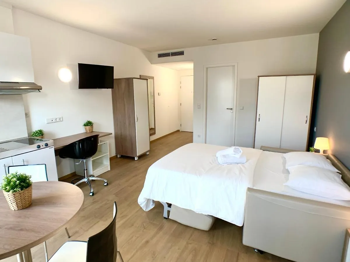 SanemCharming Studio - 2 Min Walk Univ, Esch, Belval公寓 0*, Sanem